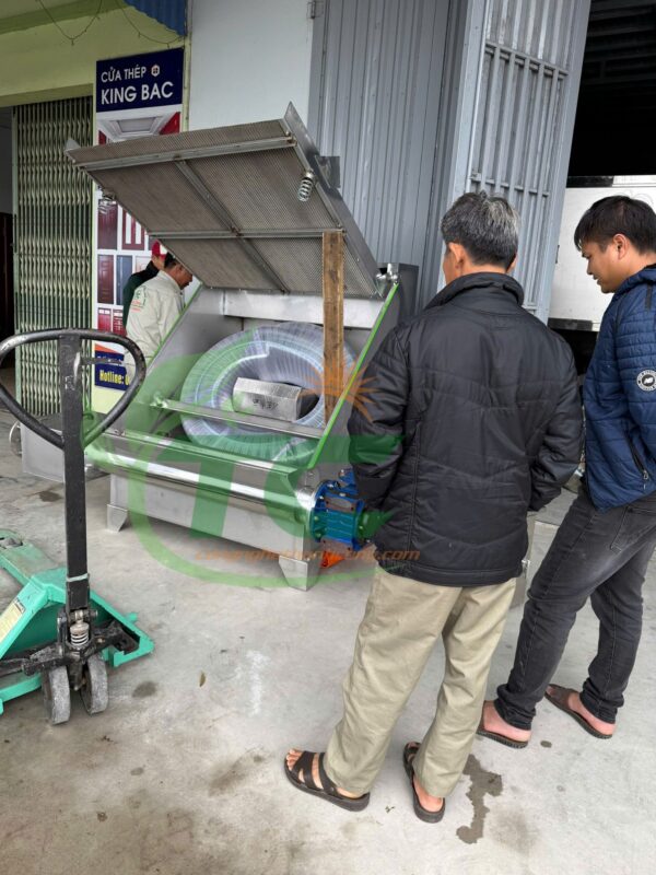 Anh Hải Anh ở Cao Bằng xuống trực tiếp kho xem và đặt máy TC800s