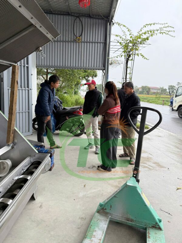 Anh Hải Anh ở Cao Bằng xuống trực tiếp kho xem và đặt máy TC800s